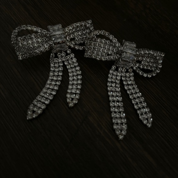RHINESTONE EARINGS - Picture 3 of 3